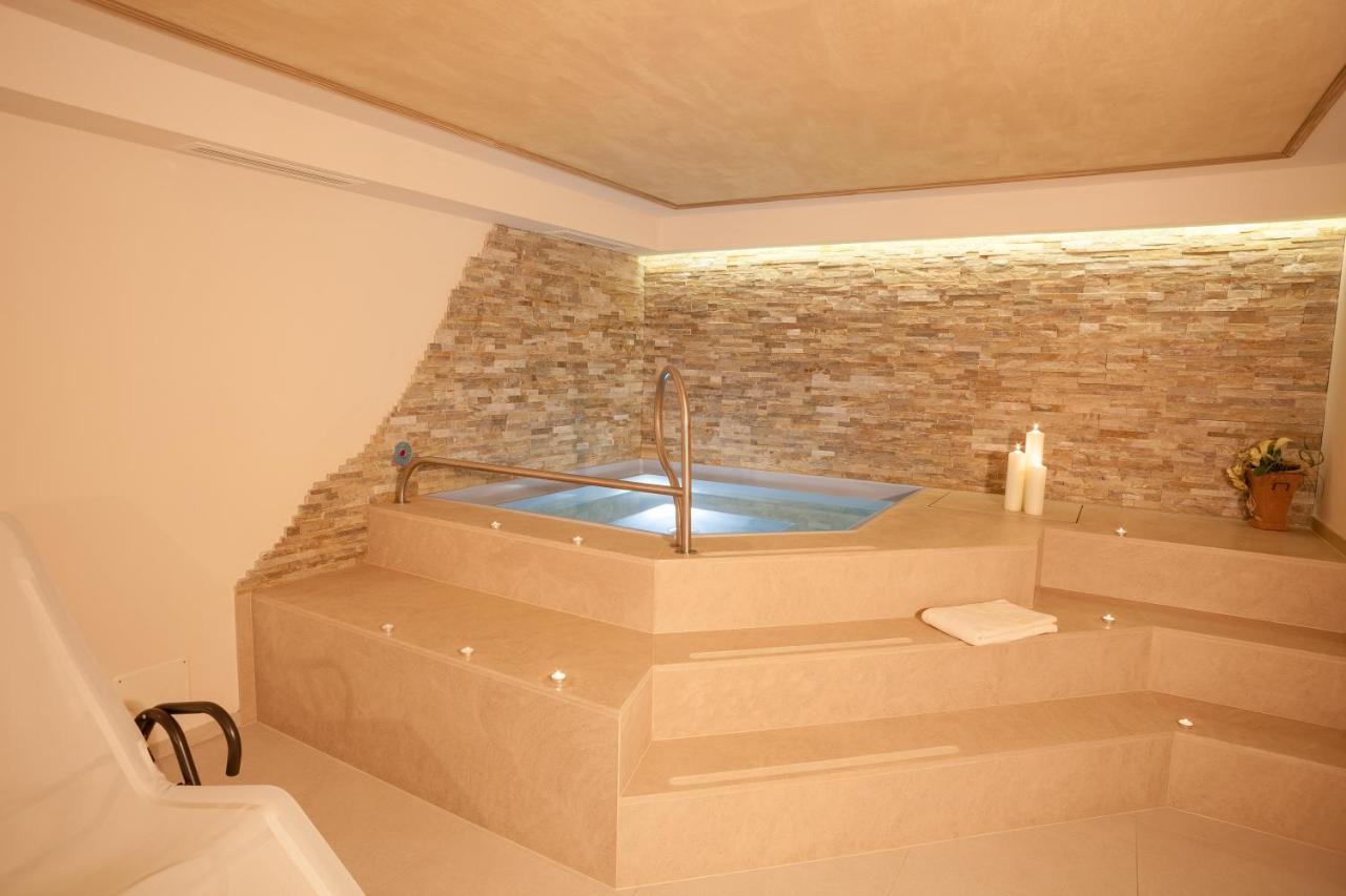Hotel Gertraud Солда Екстериор снимка